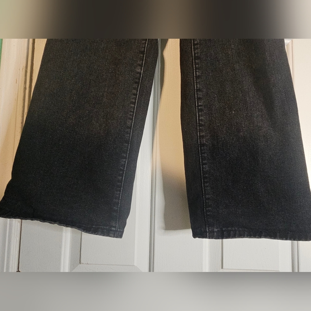 SHEIN Wide-Leg Jeans Black w/ Blue Butterfly on Back Pocket Women's Sz M (US 6) - Picture 4 of 9